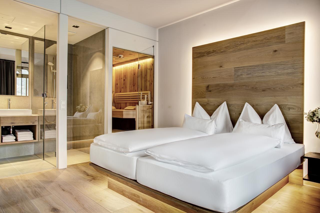 Seehotel Bellevue Zell am See Exterior photo