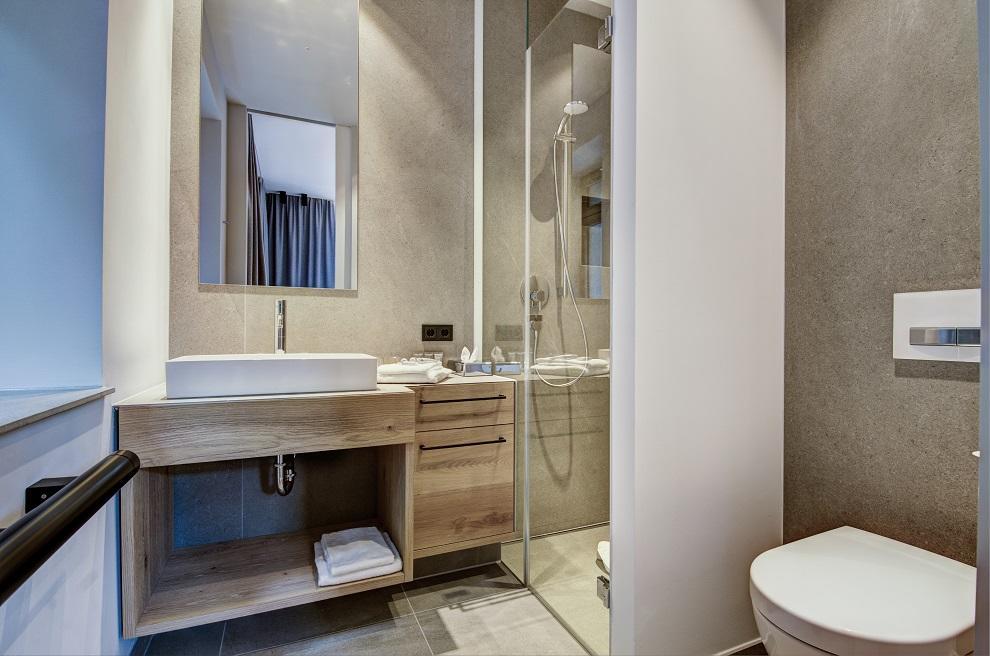 Seehotel Bellevue Zell am See Exterior photo