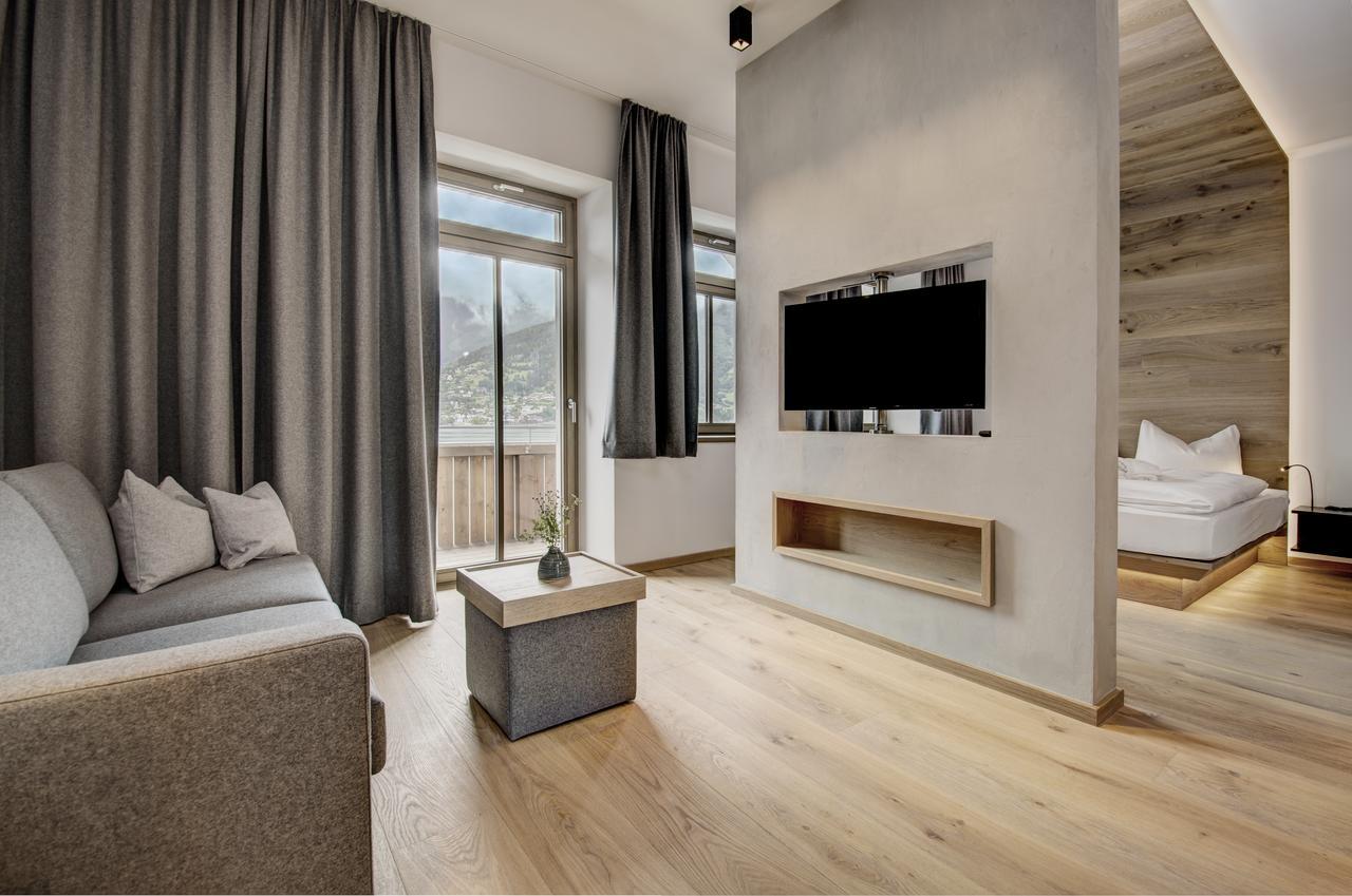 Seehotel Bellevue Zell am See Exterior photo